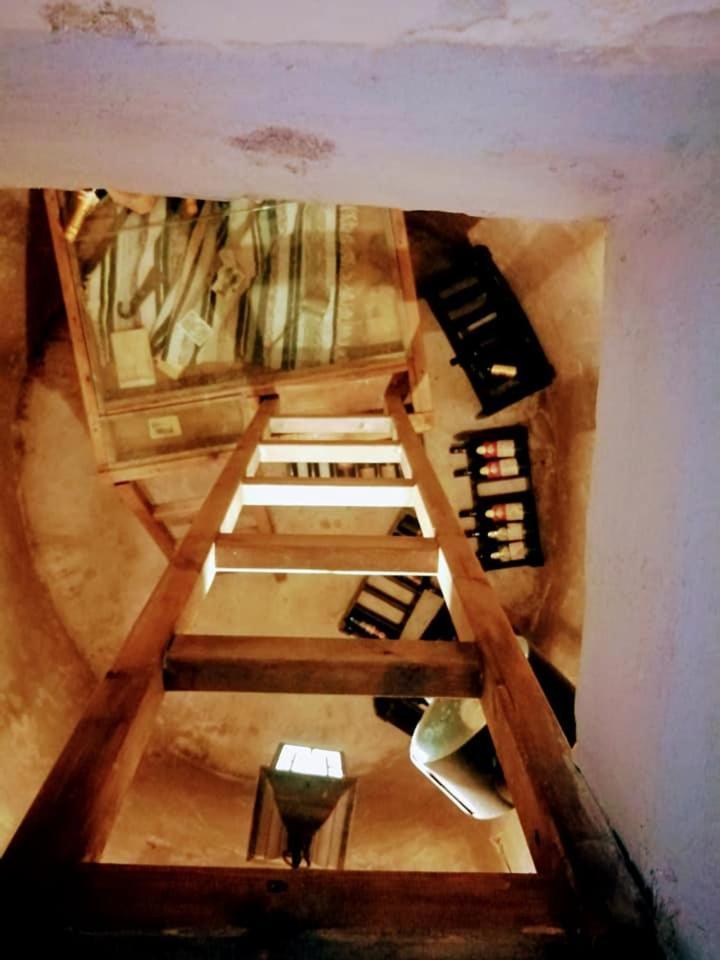 Yono'S Traditional House Ano Ravenia Exterior photo